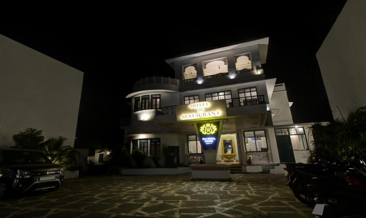 Treebo The Regal House, Near Fateh Sagar Lake Udaipur Esterno foto